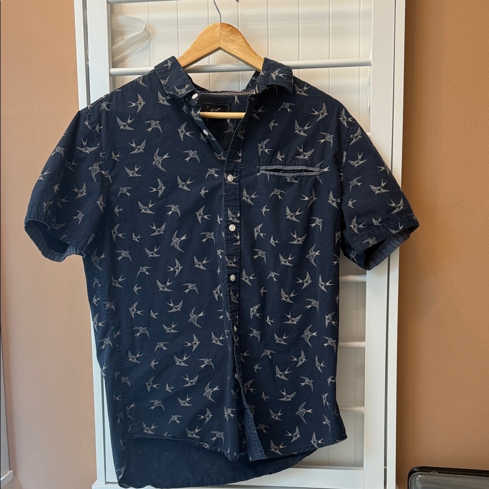 Stylish Navy Bird Print Casual Shirt